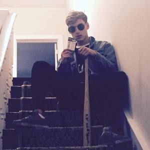 Meet your Posher, Will